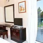 Acrotel Athena Hotel 4*