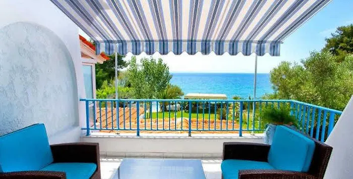 Acrotel Athena Villas 4* 尼基季